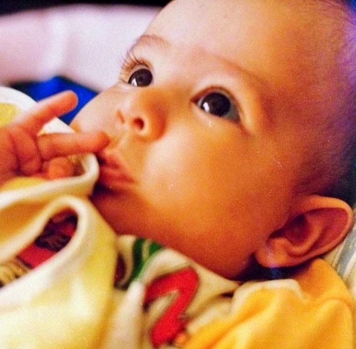 عکس کودکی غزال رجبیان